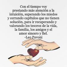 Los Tesoros De La Vida La Familia Los Amigos Y El Amor Sincero Y Fiel En 2020 Frases Bonitas Frases De Sentimientos Sentimientos