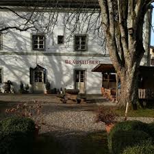 Rott am inn liegt am inntalweg vom engadin nach passau und am jakobsweg, wo man sehr schön rad fahren kann, der von böhmen zum fernen santiago führt. Braustuberl In Rott Am Inn Kuche Bayrisch