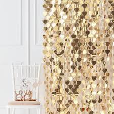Sheer curtains let in light while still providing beauty and even a touch of privacy. Vorhang Herzen In Gold Metallic 1 X 2 5m Bestellen