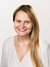 Evelyn Padin's Instagram, Twitter & Facebook