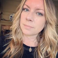 Alison Huber's Instagram, Twitter & Facebook