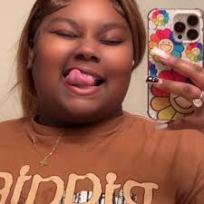 Essence King (@lilly.marshall.718) • Facebook