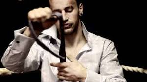 Článek: Friction: "Snažíš se tvářit cool, což je dost trapný..."