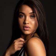 A couple of my favorites of Gracie. Such a great young lady! This shoot was  amazing! . Model: Gracie Hiemenz MuaH by model Styled by Cesar Guzman  Agency: GladModels Agency . #gorgeous #