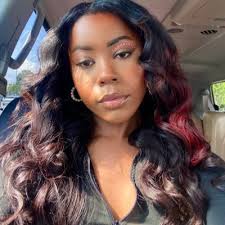 Madeline Maynard (@madelineklaire)