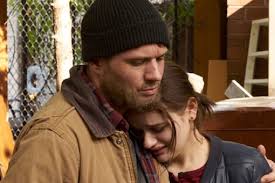 Der völlig vorhersehbare plot ist vom reißbrett und nahezu alle figuren sind strunzdumm und nerven. Joey King On Ryan Phillippe As Her Film Dad Rama S Screen