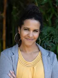 Meet the Artists in "To the Hands"