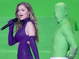 Γιατί έγινε έξαλλος ο ιταλός ροκάς των maneskin, damiano david στη συνέντευξη τύπου μετά τη νίκη του στη eurovision 2021; Poll Results Greece S Stefania Had The Best Second Rehearsal On 13 May