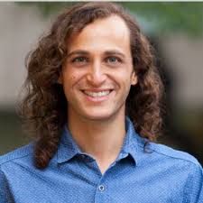 Alberto Hamui's Instagram, Twitter & Facebook