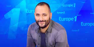 Christophe hondelatte rejoined bfmtv to present the 8 pm weekend newscast as well as hondelatte direct from 10 pm to midnight fridays to sundays alongside newsreader lucie nuttin. Bfm Tv Priorite Au Direct Tout De Suite Les Noix De Cajou De La Loge De Marine Le Pen Des Images Exclusives