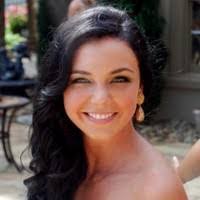 Taylor Lusk's Instagram, Twitter & Facebook