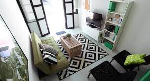 Hiasan dinding ruang tamu atau disebut juga pajangan dinding tentunya akan mempercantik ruang rumah anda. Rumah Lama Tahun 60an Di Pulau Pinang Ini Dihias Gaya Minimalis Tanpa Menjejaskan Keunikannya Dekorasi Rumah Rumah Ide Dekorasi Rumah