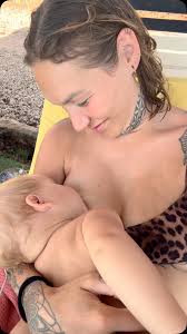 Nou onder andere zo 🤣, Ok.. dit helpt ook, 💻 Ons leven lijkt soms op een  continue workation (werk/vakantie). Hierdoor hebben wij heeel veel  vrijheid, tijd en kunnen wij dus continu met Aquila zijn, ...