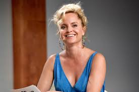 Kevin spacey and mena suvari in 1999's 'american beauty.' hulton archive between the ages of twelve and twenty, i was the victim of repeated sexual abuse, suvari recounts in her book. Mena Suvari Im Babygluck Mutter Mit 42 Gala De