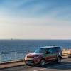 Иллюстрация к новости по запросу Land Rover (www.elle.ru)