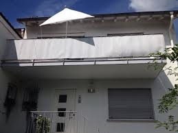 Sichtschutz Am Balkon Mit Balkonumrandungen Aus Markisenstoff Balkonbespannung Balkon Balkon Sichtschutz