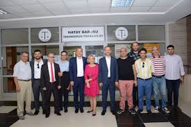 Başsavcı çelikkol, hatay valisi rahmi doğan'a ziyarette bulundu. Abdulkadir Ozel Auf Twitter Iskenderun Adalet Sarayinda Bassavci Ahmet Celikkol Komisyon Baskani Salih Dogan Baro Baskani Mehmet Asil Ve Kurum Calisanlarini Ziyaret Ettik Https T Co 4eutpywzch