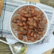 Southern pinto beans and hamhocks made in the crock pot i heart recipes ground black pepper, pinto beans, mrs. How To Season Pinto Beans Loaves And Dishes