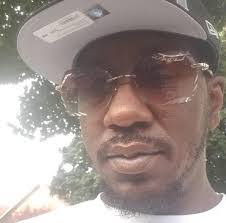 Tavaris James's Instagram, Twitter & Facebook