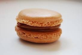 Pour La Ganache Au Caramel Et Beurre Sale Je Me Suis Inspiree De La Delicieuse Recette De Salidou D Eryn Que J Ai Ensuite Gateaux Et Desserts Macaron Caramel