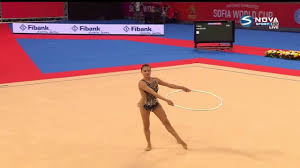 Atlanta 1996, sídney 2000, atenas 2004 y pekín 2008, obteniendo el diploma en los dos últimos y siendo la única gimnasta rítmica que ha disputado cuatro finales olímpicas. Linoy Ashram Aa Hoop World Cup Sofia 2019 Youtube