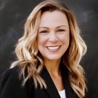 8 "Hollie Wise" profiles