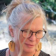 Is it safe to walk at Xwaaqw'um Burgoyne Bay park