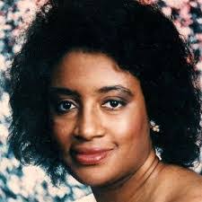 Teresa Craddock's Instagram, Twitter & Facebook