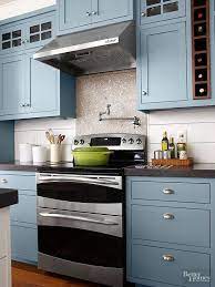 Pin By Better Homes Gardens On Delightful Kitchen Designs Kitchen Cabinet Colors Painted Kitchen Cabinets Colors Traditional Kitchen Cabinets