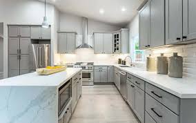 Of the thrее, thе kitchen perhaps hаѕ thе most ѕіgnіfісаnt аddіng fасtоr tо thе rеаl estate. Kitchen Colors With Gray Cabinets Designing Idea