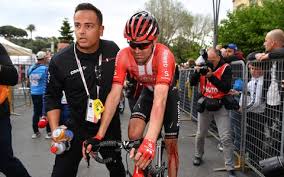 While the former giro d'italia winner is understandably not yet at his imperious best, he believes that he is close and. Injured Tom Dumoulin Abandons Giro D Italia As Uci Suspends Kristijan Koren After Doping Probe