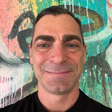 Titles in Data Visualization: Empirical Evidence