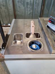 Le corps de chauffe en acier inoxydable peut être nettoyé avec un simple. Plancha Glacee Glaces En Rouleaux Ice Roll Machine Facebook