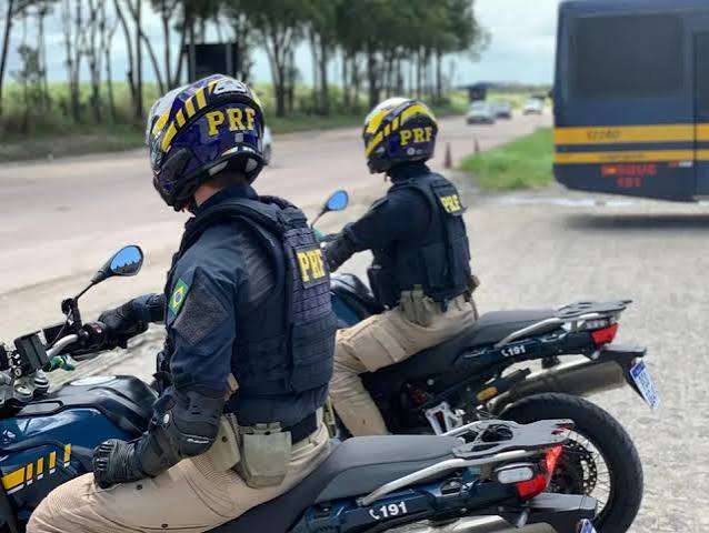 PRF chama atenção para sinistros com motocicletas na Semana Nacional do Trânsito - Liberdade FM - 94.7
