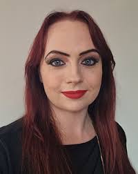 Selina White's Instagram, Twitter & Facebook