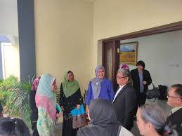 Lembaga penduduk dan pembangunan keluarga negara. Konjen Ri Kuching Menerima Kunjungan Dan Mengadakan Pertemuan Dengan Yb Dato Sri Hajah Fatimah Abdullah Menteri Kebajikan Kesejahteraan Komuniti Wanita Keluarga Dan Pembangunan Kanak Kanak Sarawak
