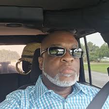 A FAMILY'S PAIN: Six-year-old twin brothers Xzavier and Mason and their  9-year-old sister, Alivia were killed when a truck hit them as they were  getting