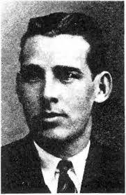 Daniel Salvesen's Instagram, Twitter & Facebook