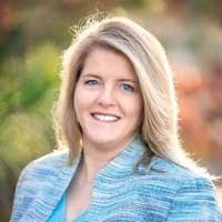 Karen Gammon's Instagram, Twitter & Facebook