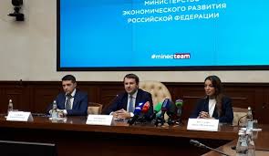 Эксперты сомневаются в реалистичности этих планов. Zarina Doguzova Poznakomilas So Svoimi Podchinennymi Iz Rosturizma