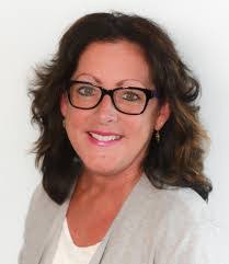 Sherry Savage's Instagram, Twitter & Facebook