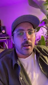 Drew Small (@itsdrewsmall)