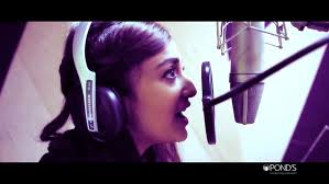 9XM & Pond's Presents