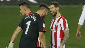 Jose gaya (valencia), jordi alba (barcelona), pau torres (villarreal), aymeric laporte (manchester city), eric garcia (manchester city), diego llorente (leeds), cesar azpilicueta (chelsea) midfielders: Unai Simon Toda La Vida He Sonado Levantar Un Titulo Con El Athletic As Com
