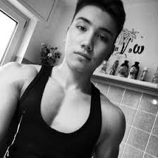 Nick Hermes (077pa0b3ryktgu9)