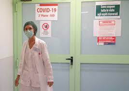 — день на день не приходится. Coronavirus Per L Italia E Il Giorno Piu Nero Quasi Mille Morti In 24 Ore Superata La Cina Sanita Ansa It