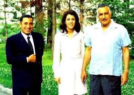 يتم عمل مايسمى بالشاشة الافتتاحية. Leading Egyptian Journalist Mohamed Hassanein Heikal Dies At 92 Arab Media Society