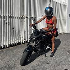 MotoMamiSimoni - YouTube