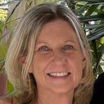 Tina Buis's Instagram, Twitter & Facebook