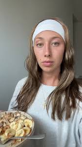 Katelyn Bowden's Instagram, Twitter & Facebook